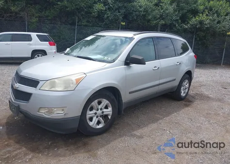 2011 Chevrolet Traverse Ls z USA, uszkodzony, nr VIN 1GNKVFED7BJ398370